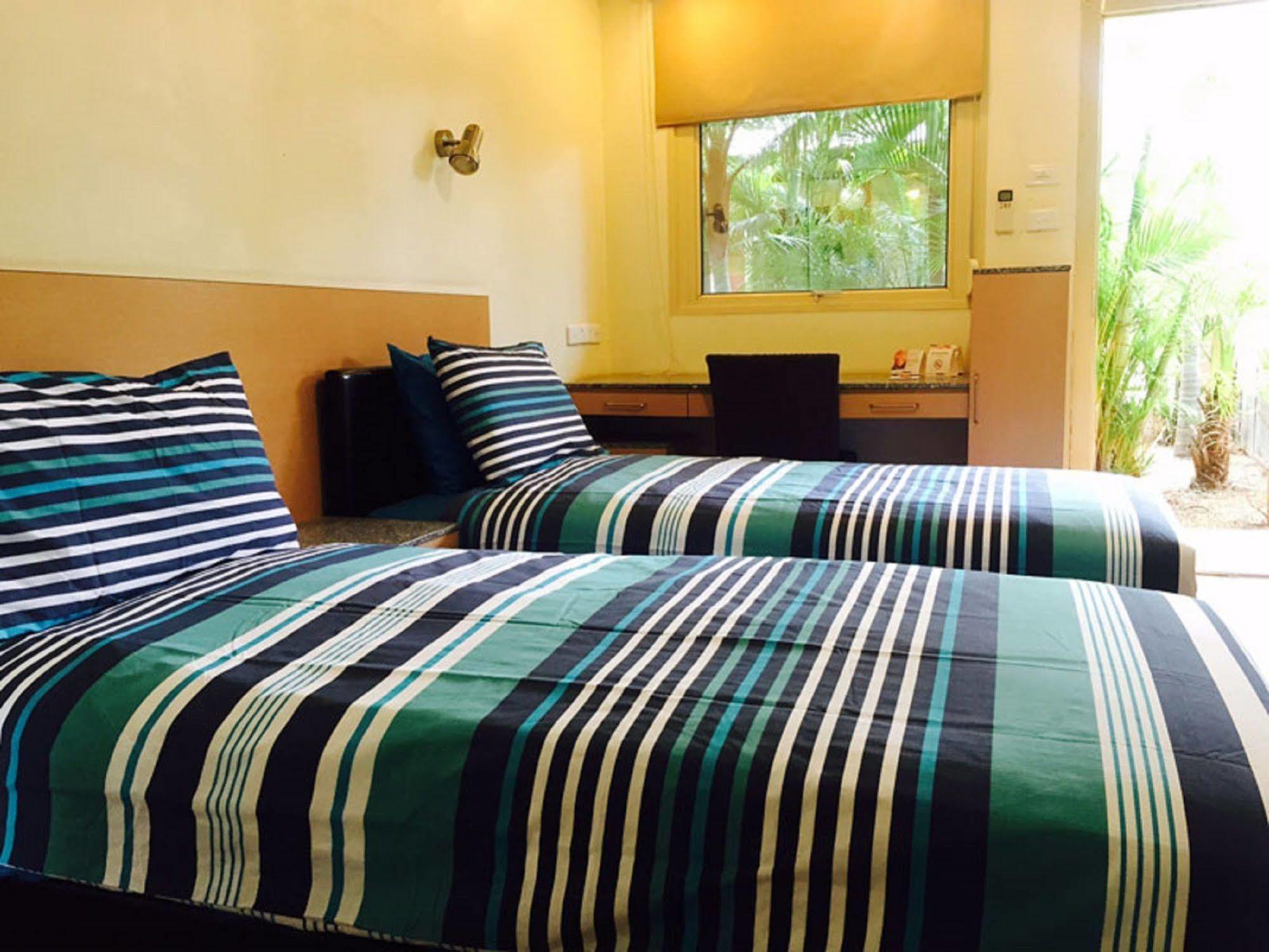 Econo Lodge Karratha Buitenkant foto